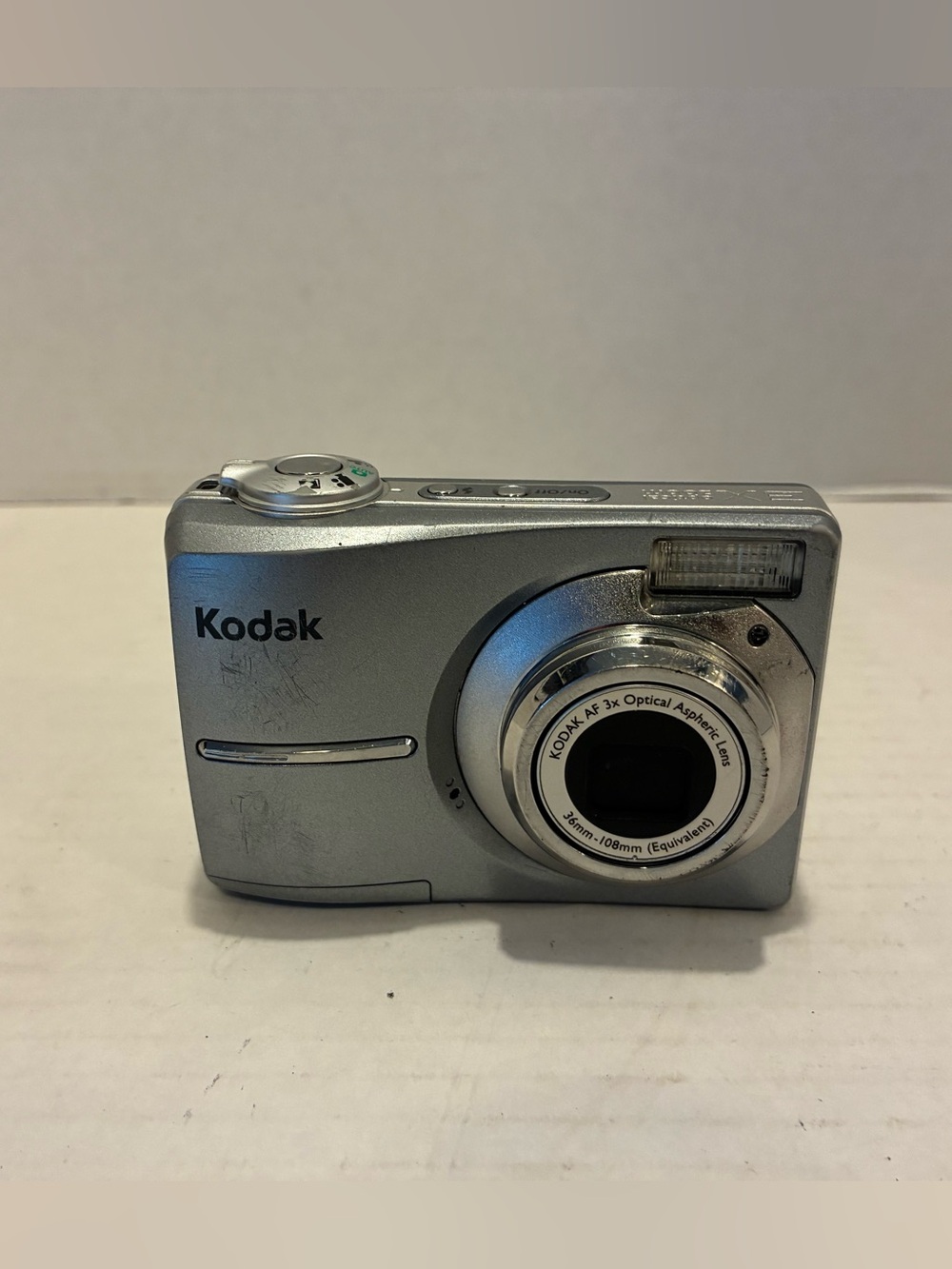 Kodak EasyShare C813 8.2MP Digital Camera - Silver
